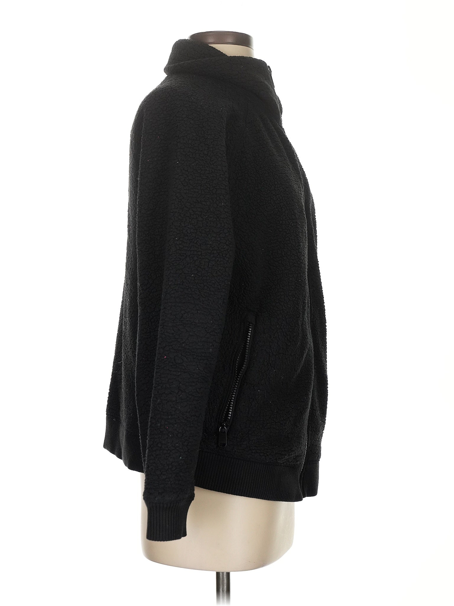 Fleece - Image 3