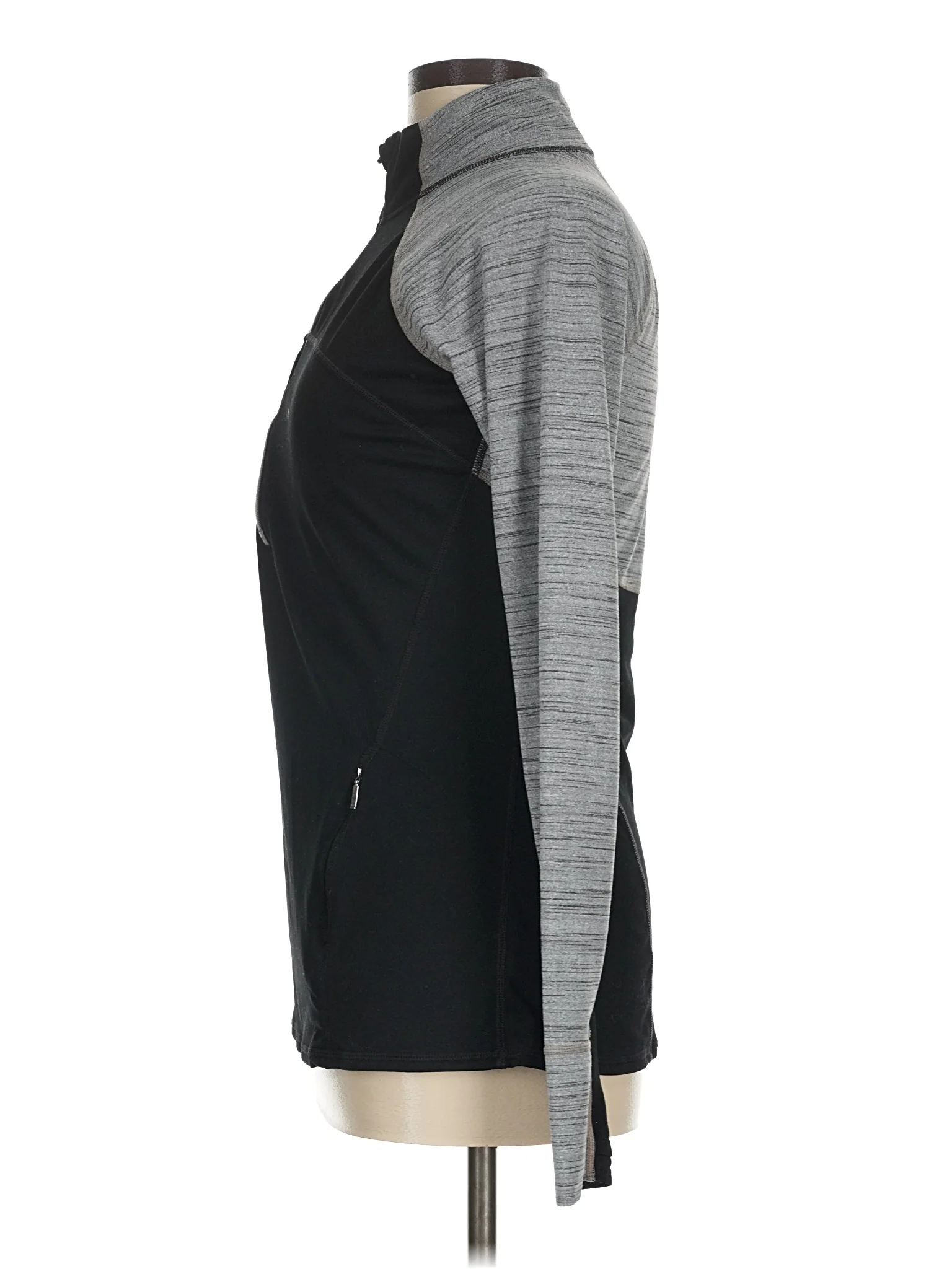 Fleece - Image 4