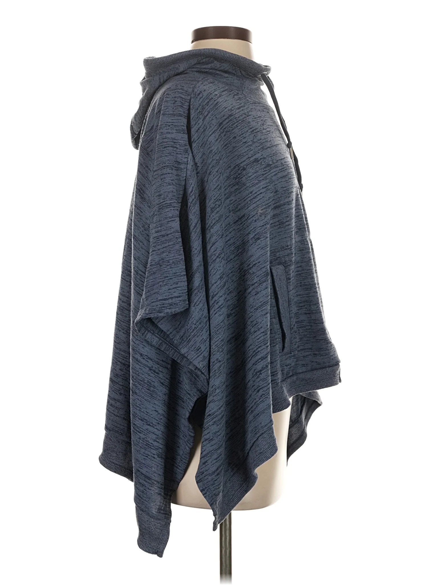 Poncho - Image 3