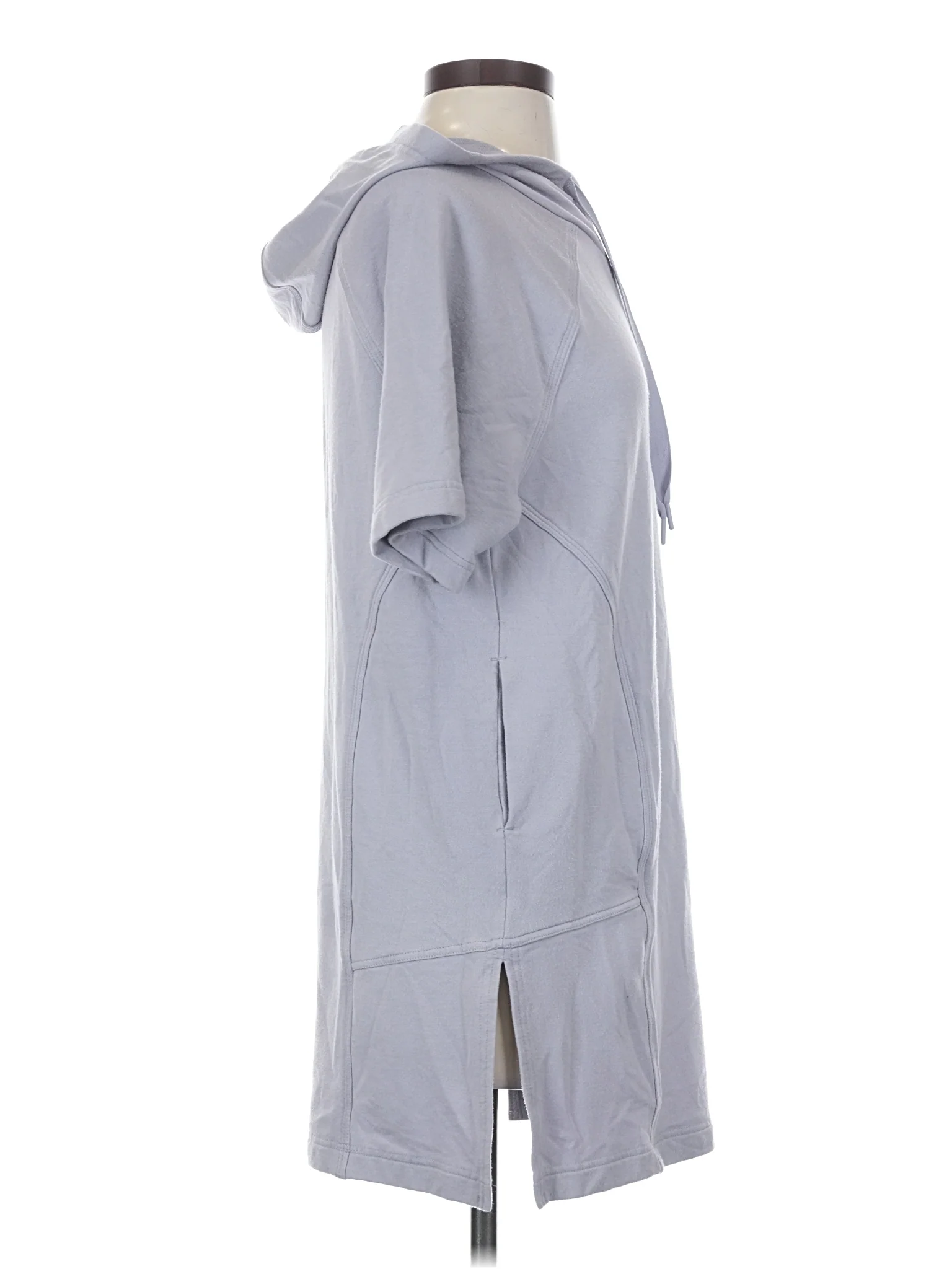 Poncho - Image 3